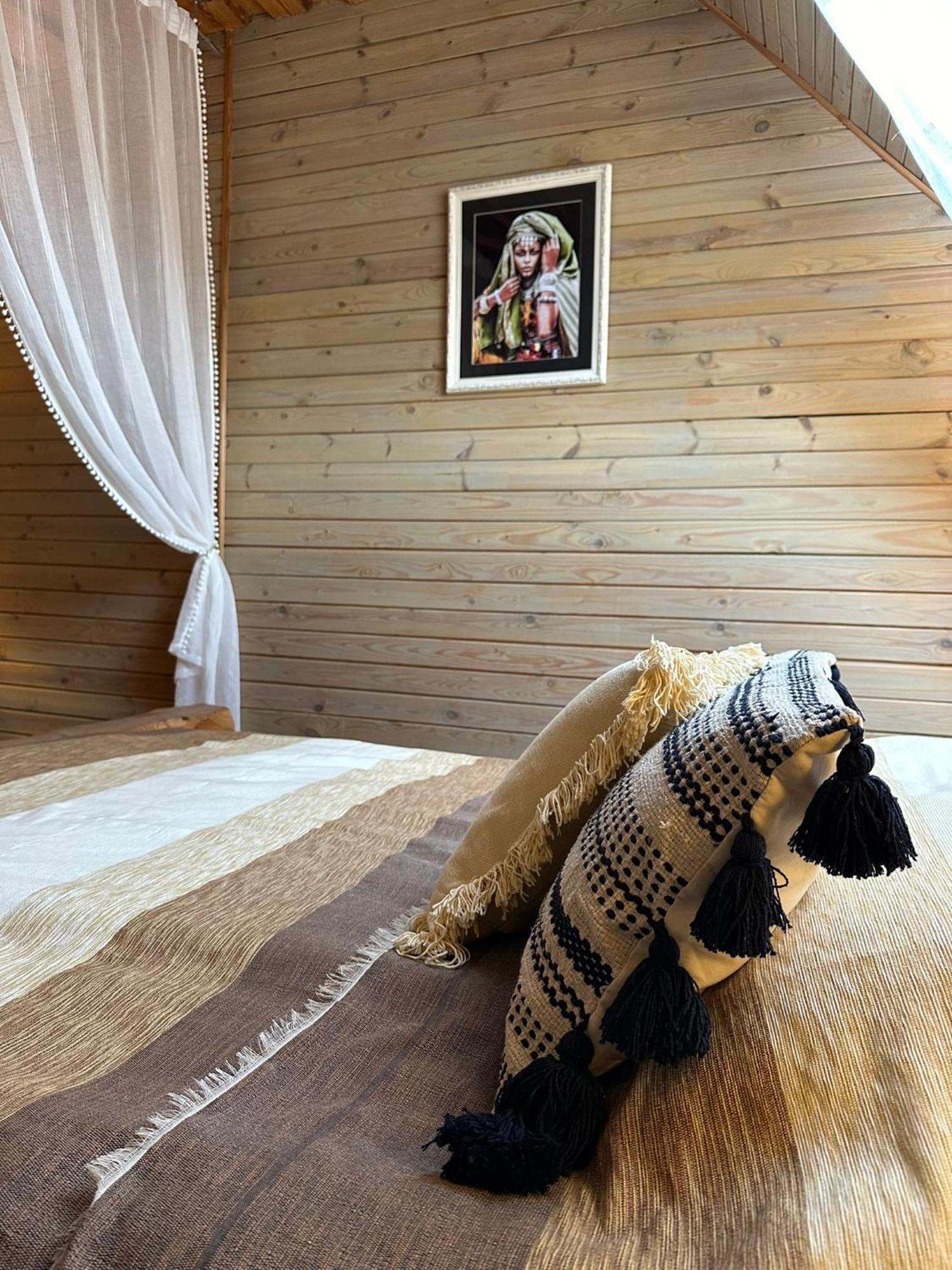 Raksi Hotell Cēsis Exteriör bild