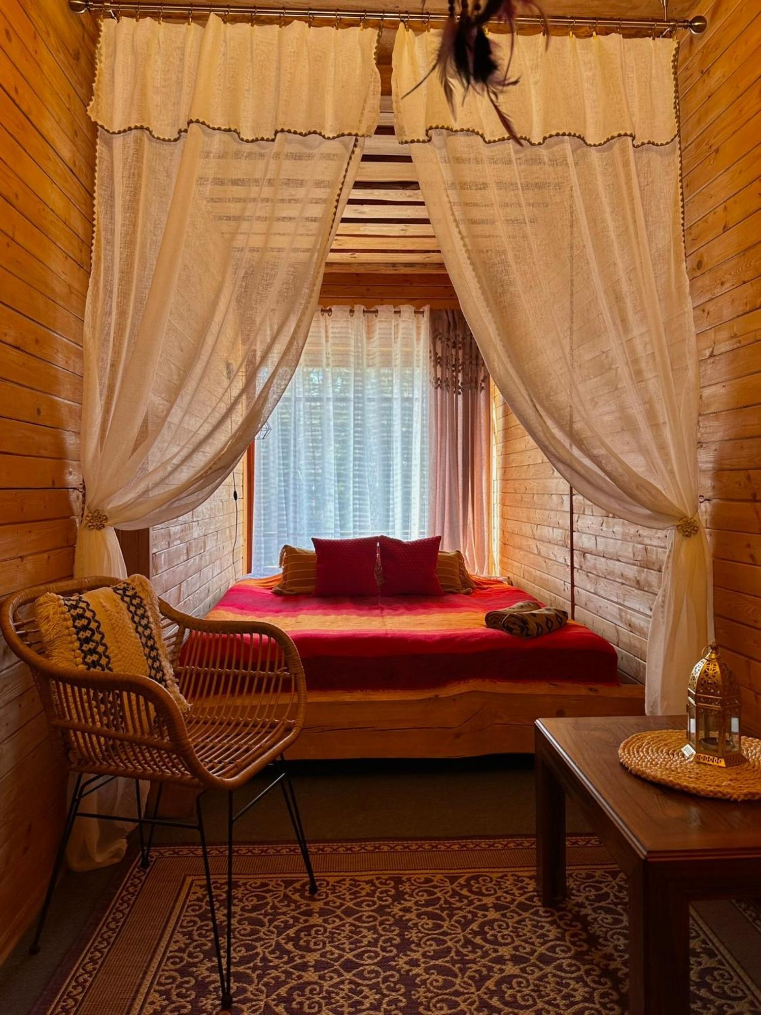 Raksi Hotell Cēsis Exteriör bild